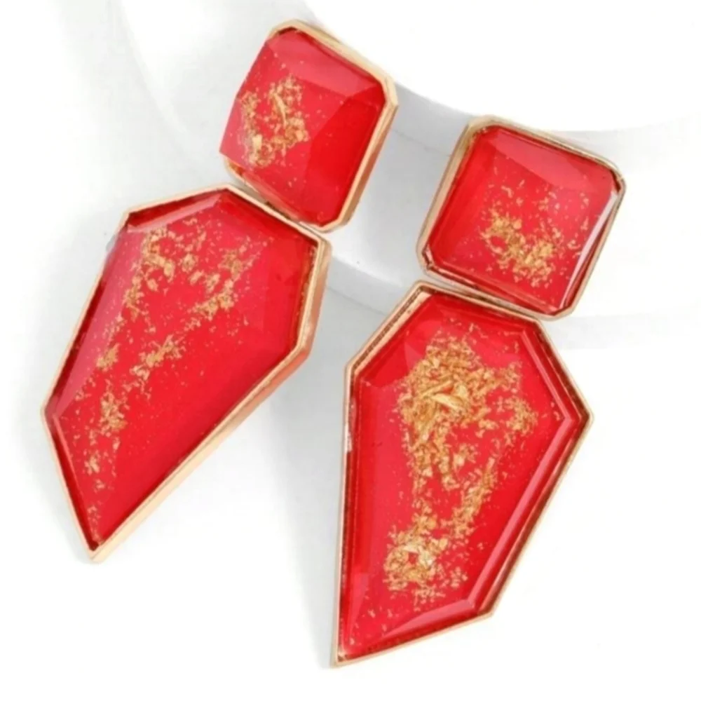 🧚Host Pick - NWT Oversized Red Gold Flake Geometric Gold Drop Earrings